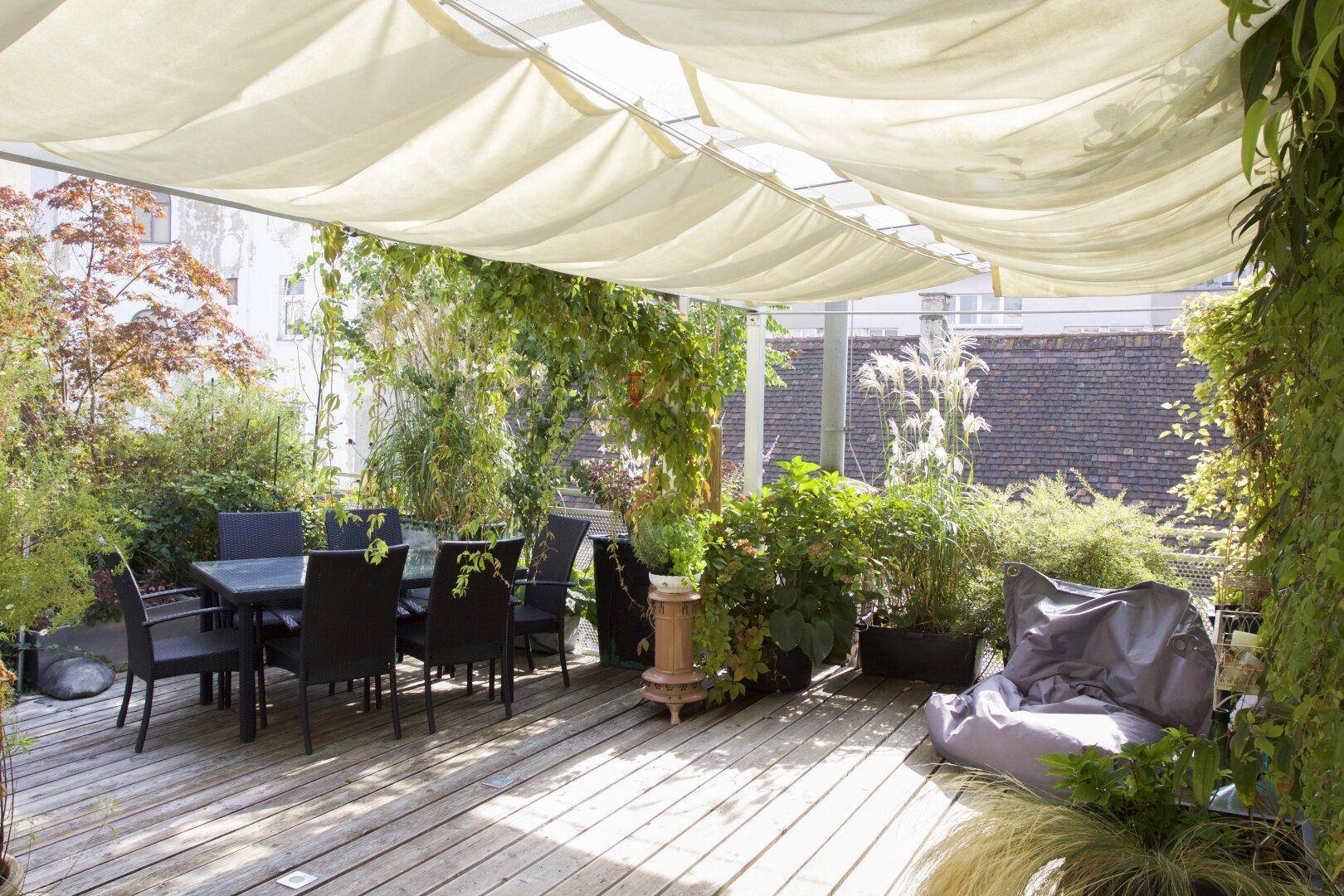 Beschattung auf der Terrasse möglich