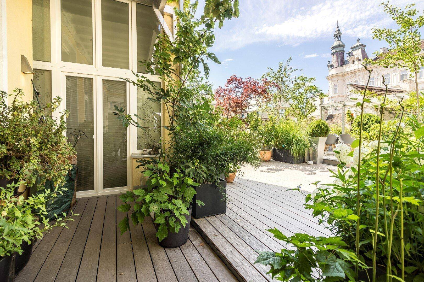 Terrasse und Balkon
