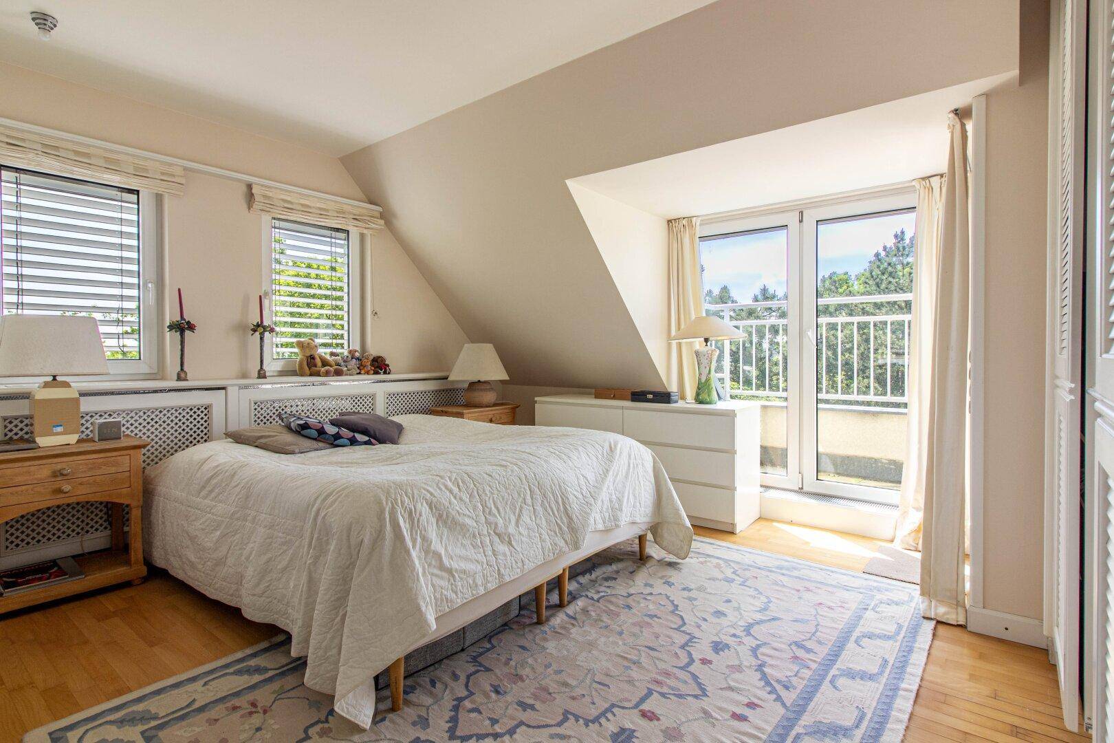 gemütliches helle Schlafzimmer