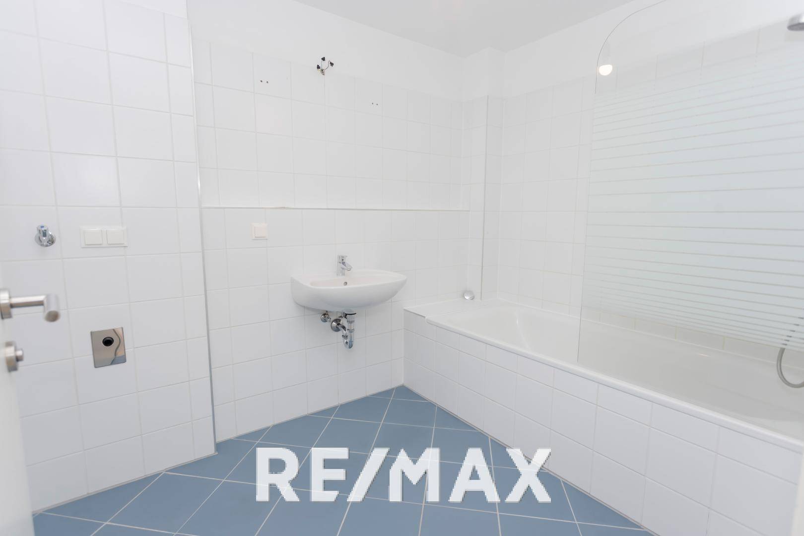 Badezimmer mit Wanne