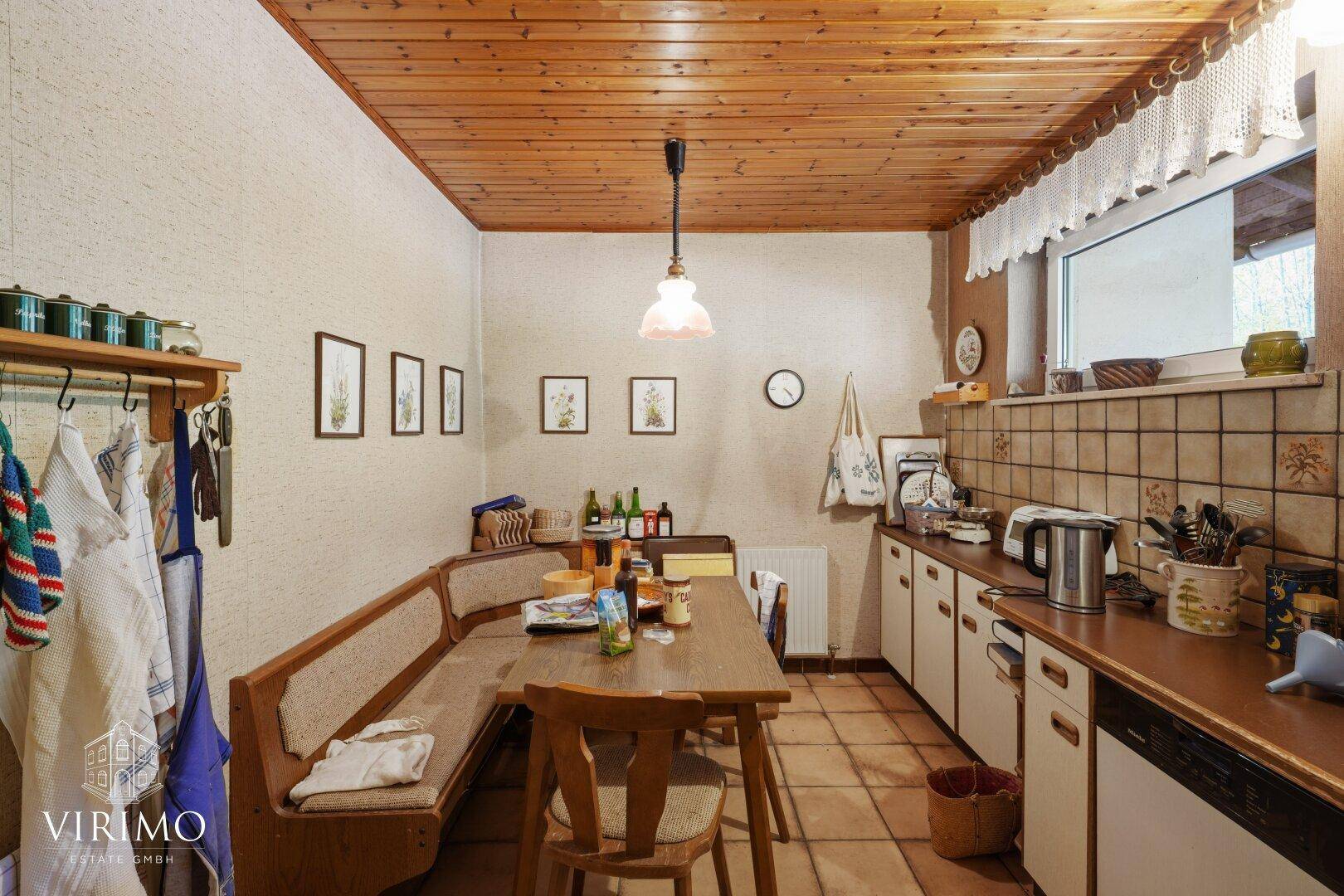 Einfamilienhaus mit großem Potenzial in Dörnbach nähe Leonding – absolute Ruhelage auf 1.492 m² - Més