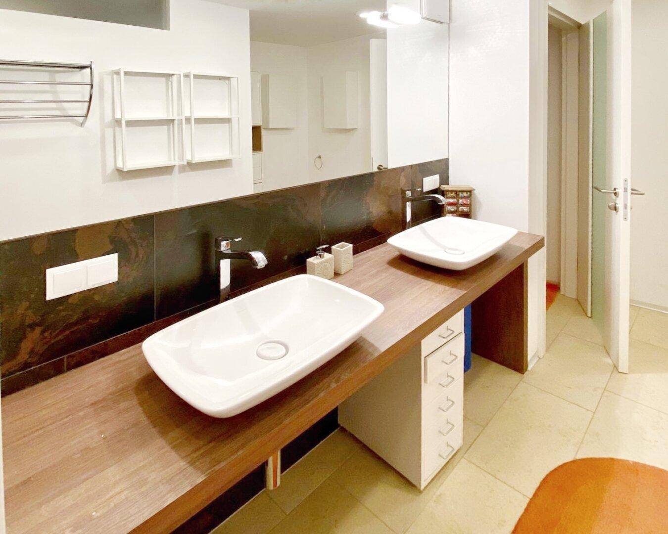 Badezimmer 2