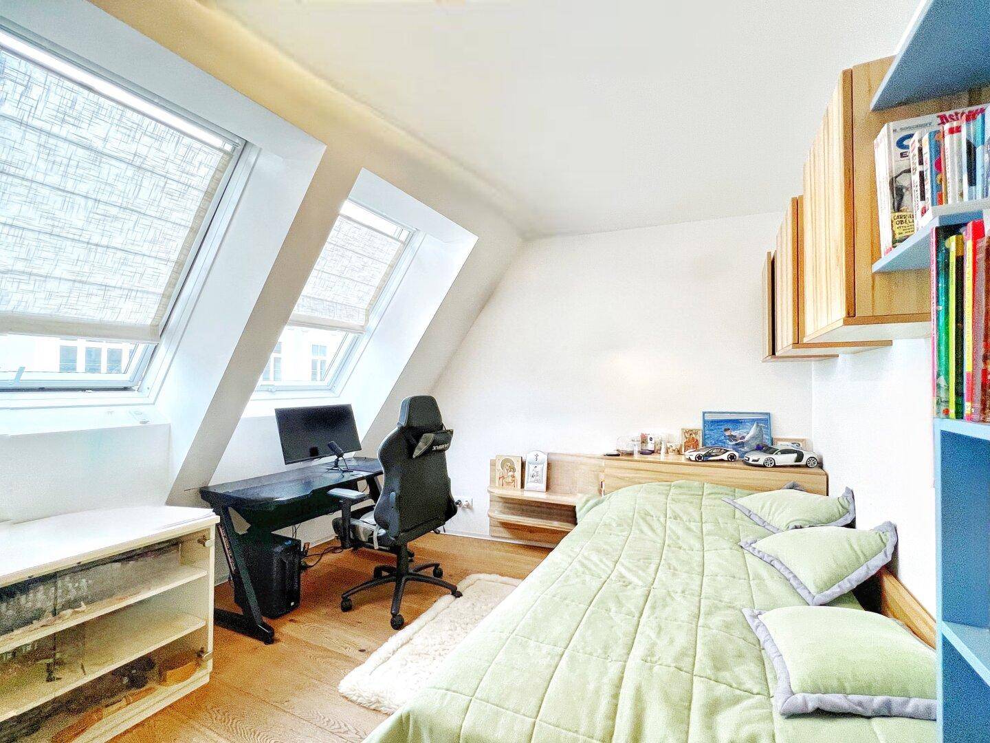 Schlafzimmer 2