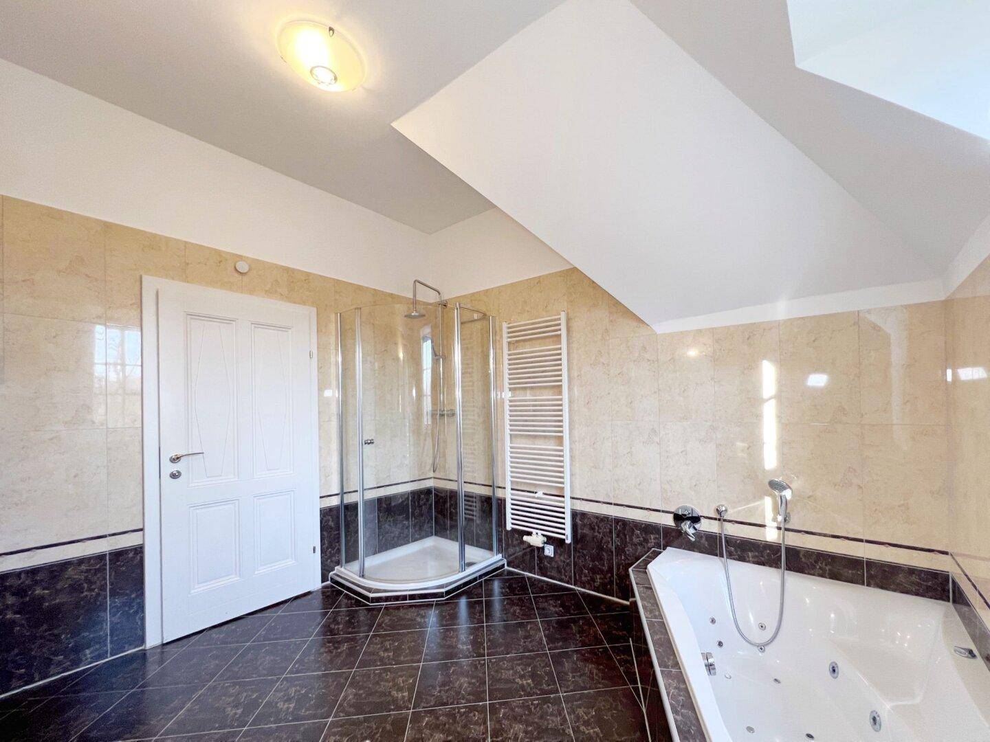 Badezimmer 2