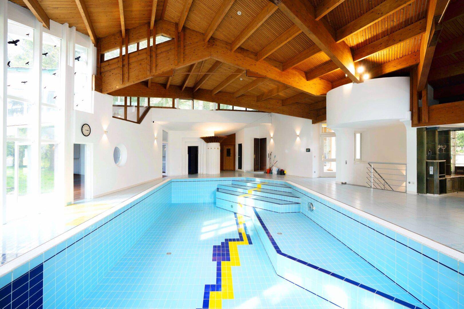 Pool EG