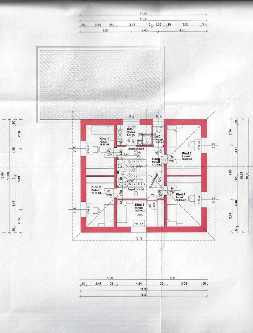Grundriss des Obergeschosses mit vier Schlafzimmern, einem Badezimmer und separatem WC.