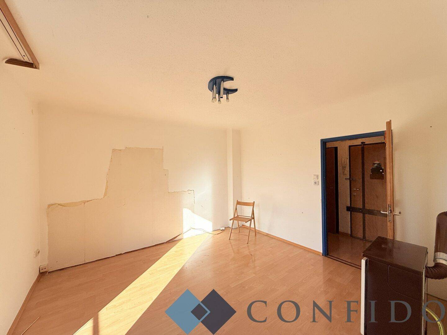 Wohn/ Schlafzimmer