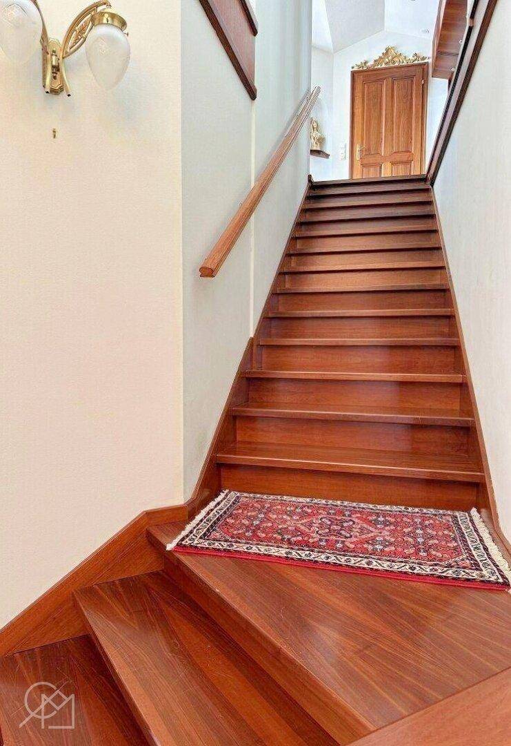Aufgang von 34. in die 35. Etage
