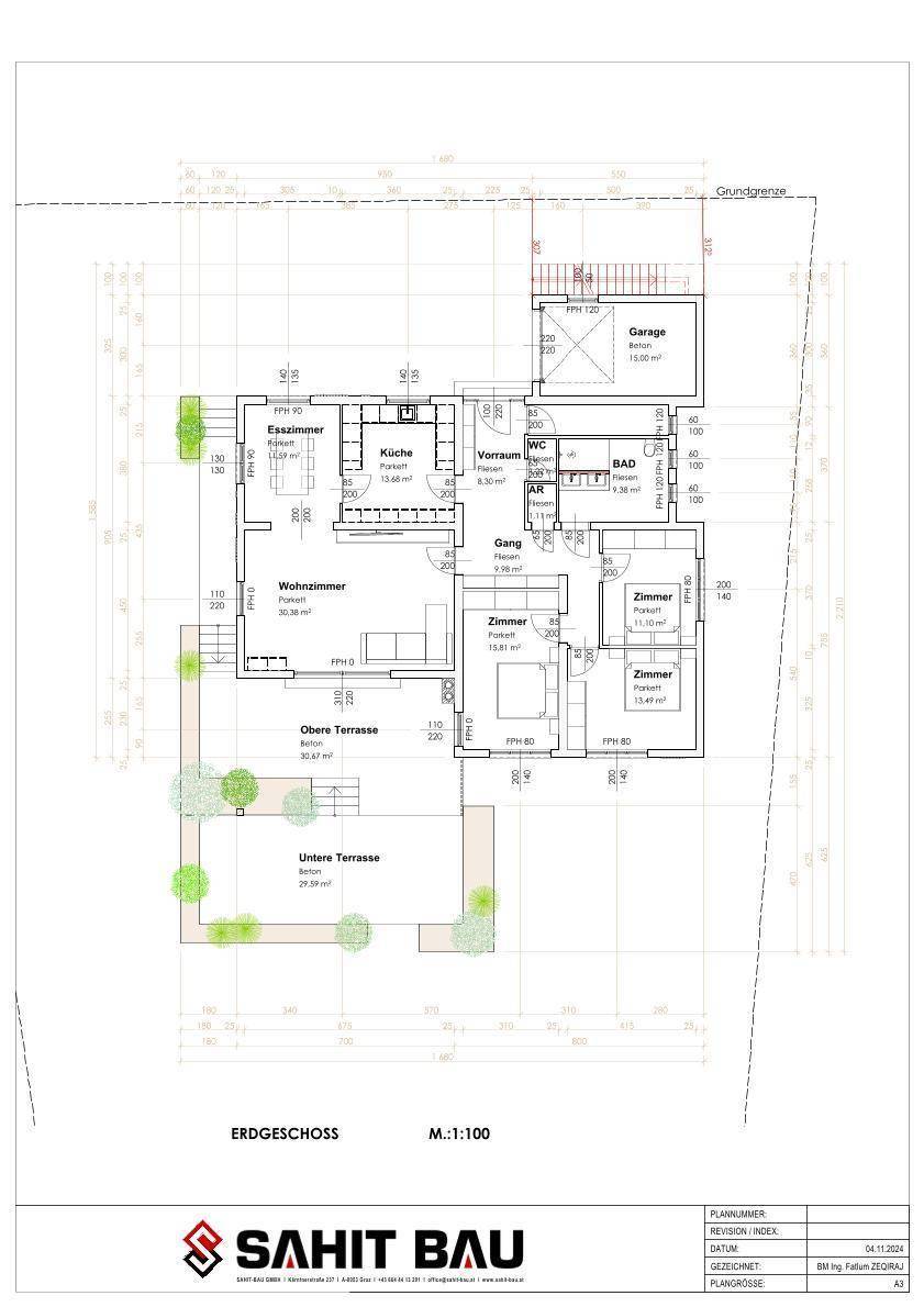 Grundriss des Erdgeschosses mit Wohnzimmer, Esszimmer, Küche, Bad und zwei Terrassen.