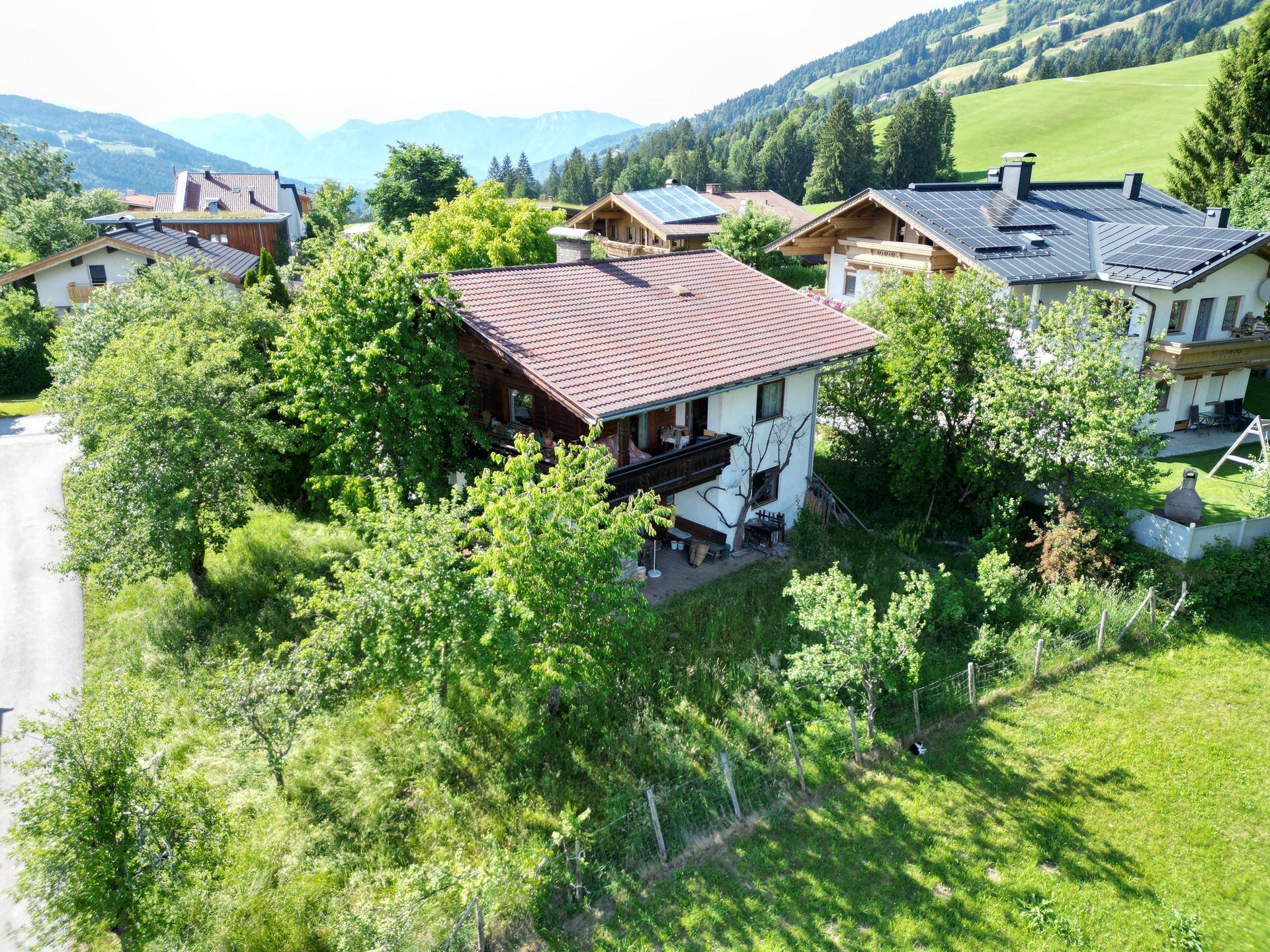 Touristisch Nutzbar - Ski-In/Ski-Out Grundstück mit Altbestand – další