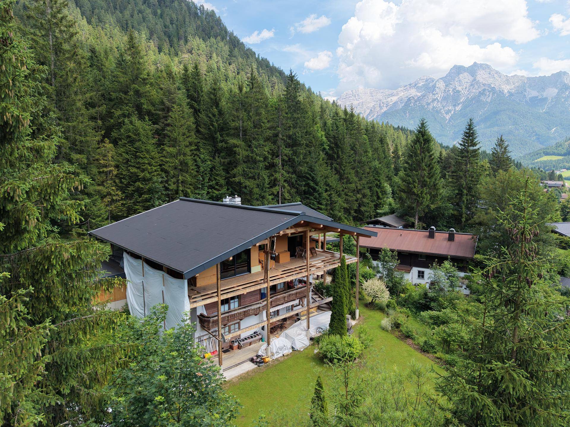 Mehrfamilienhaus mit Blick auf die Steinberge - Ansicht 6