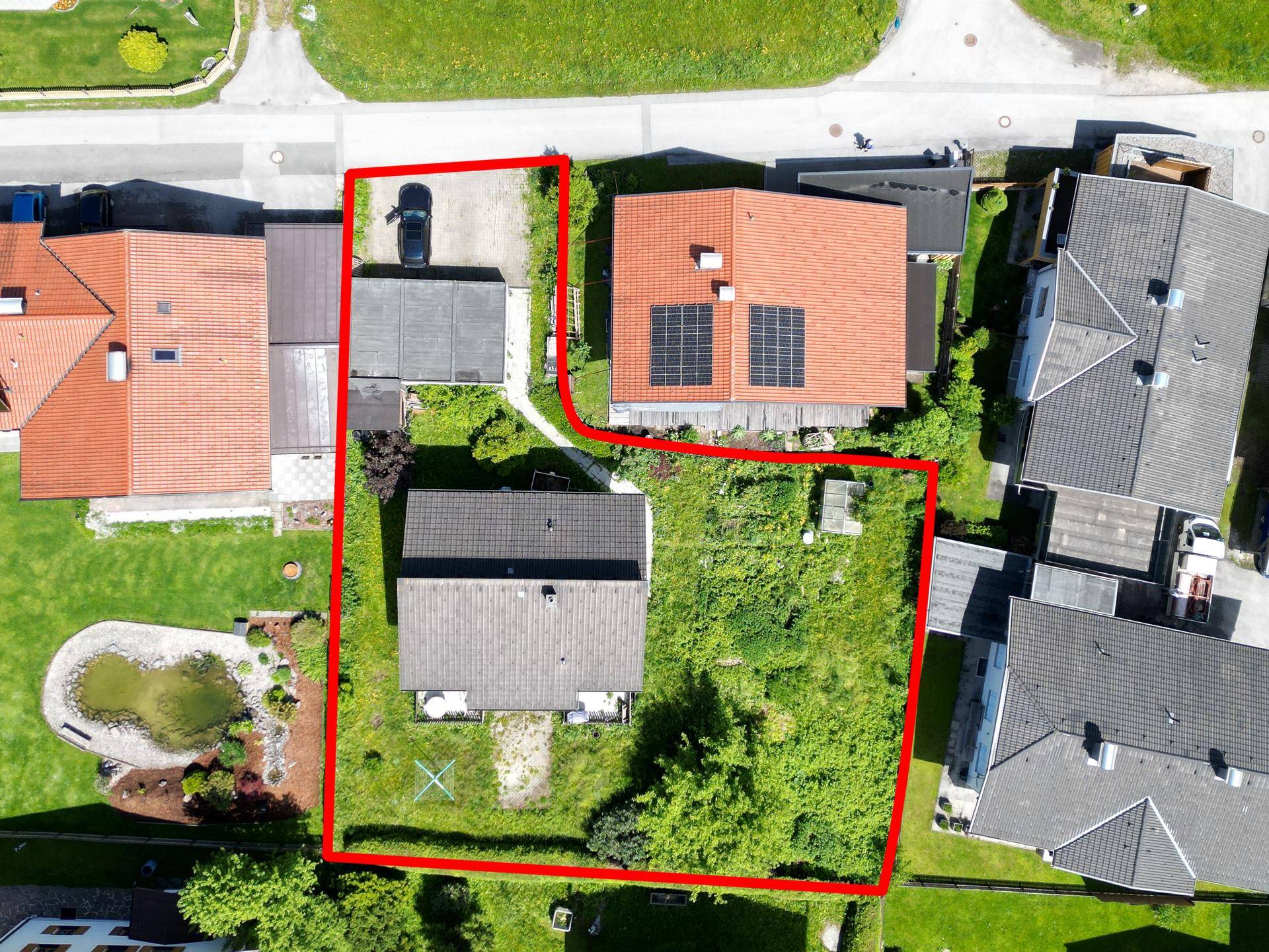 Großzügiges Grundstück mit Haus in ruhiger Lage - Ansicht 2