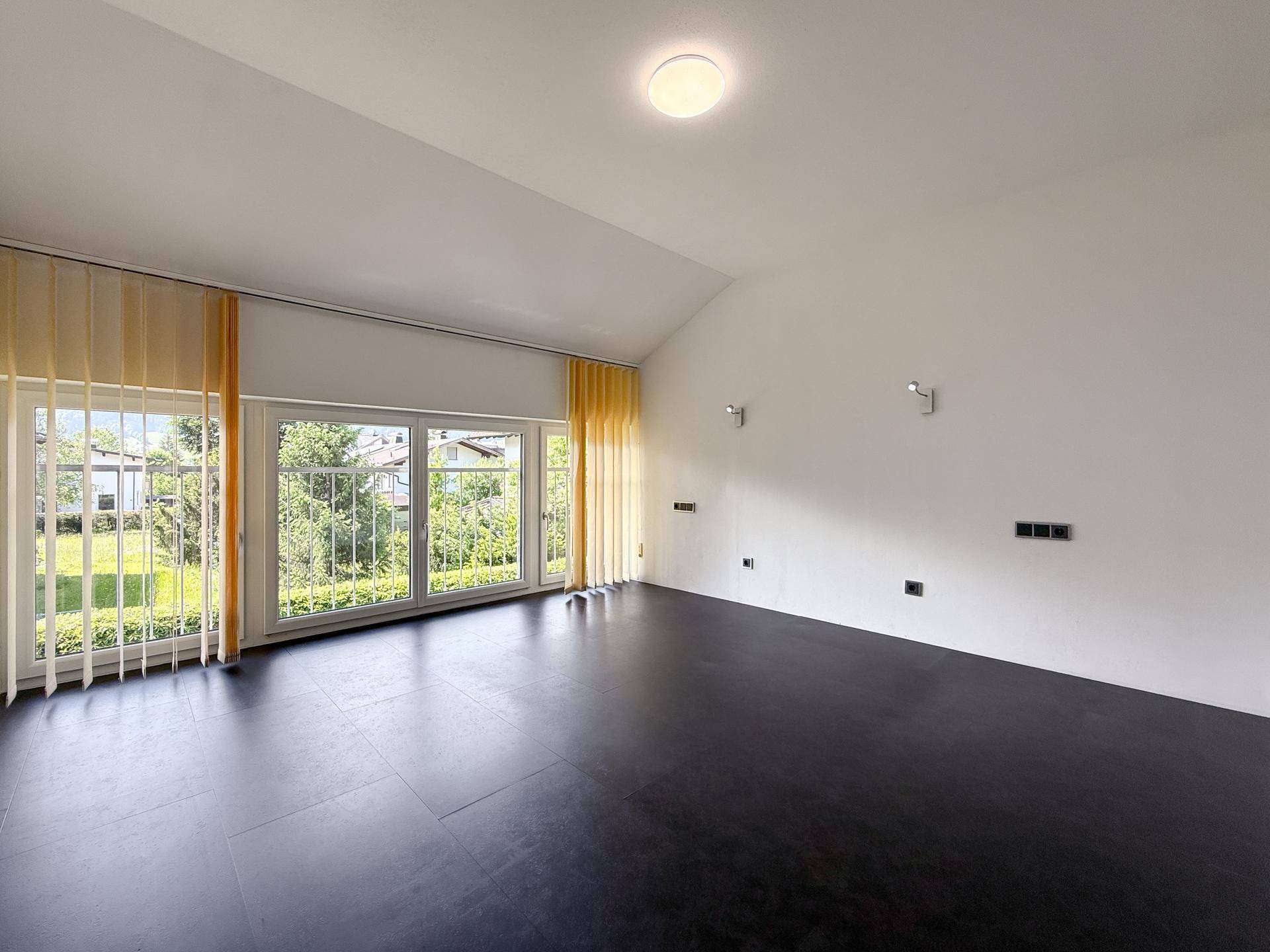 Großzügiges Grundstück mit Haus in ruhiger Lage - Mehr