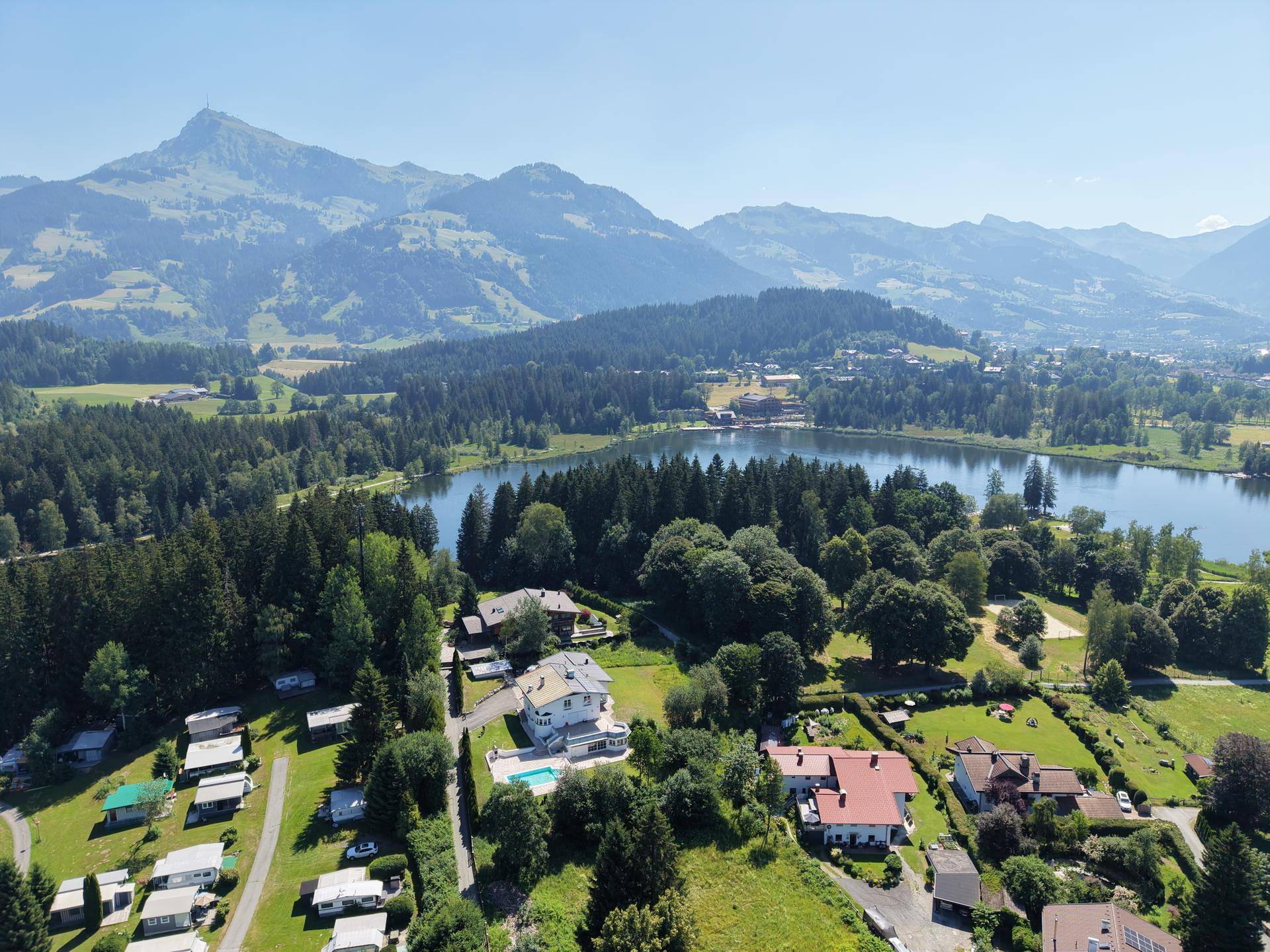 Villa in Seenähe - Ansicht 2