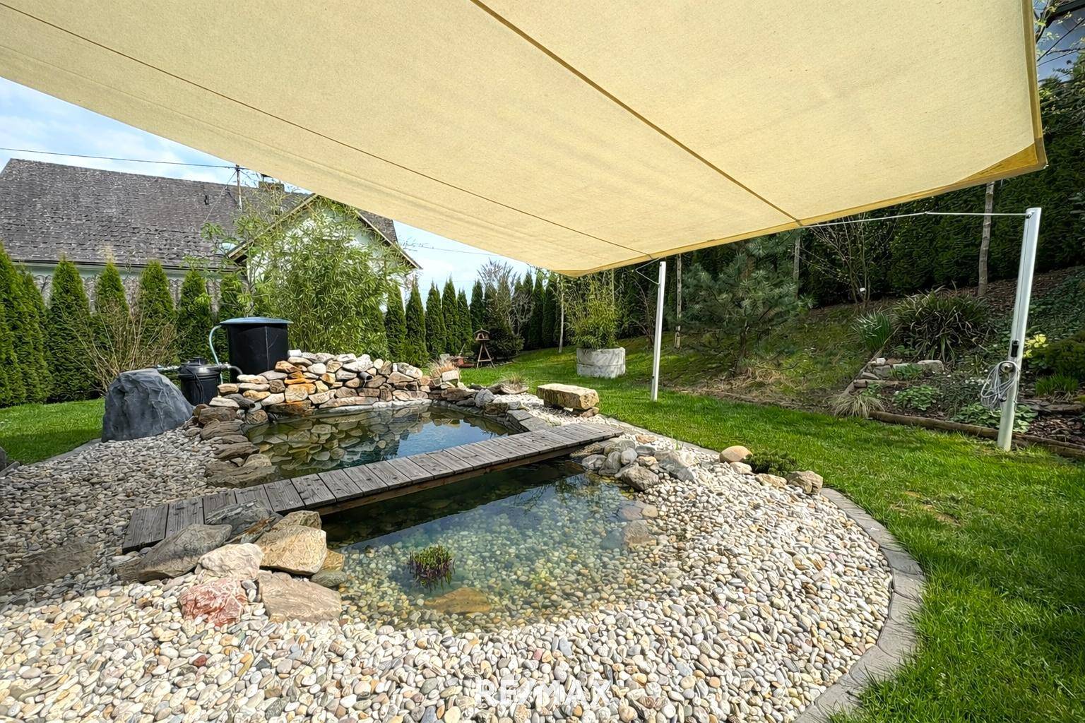 Ihr kleines Wohnparadies: Neuwertiger Bungalow mit Garten und Carport – pohled 3