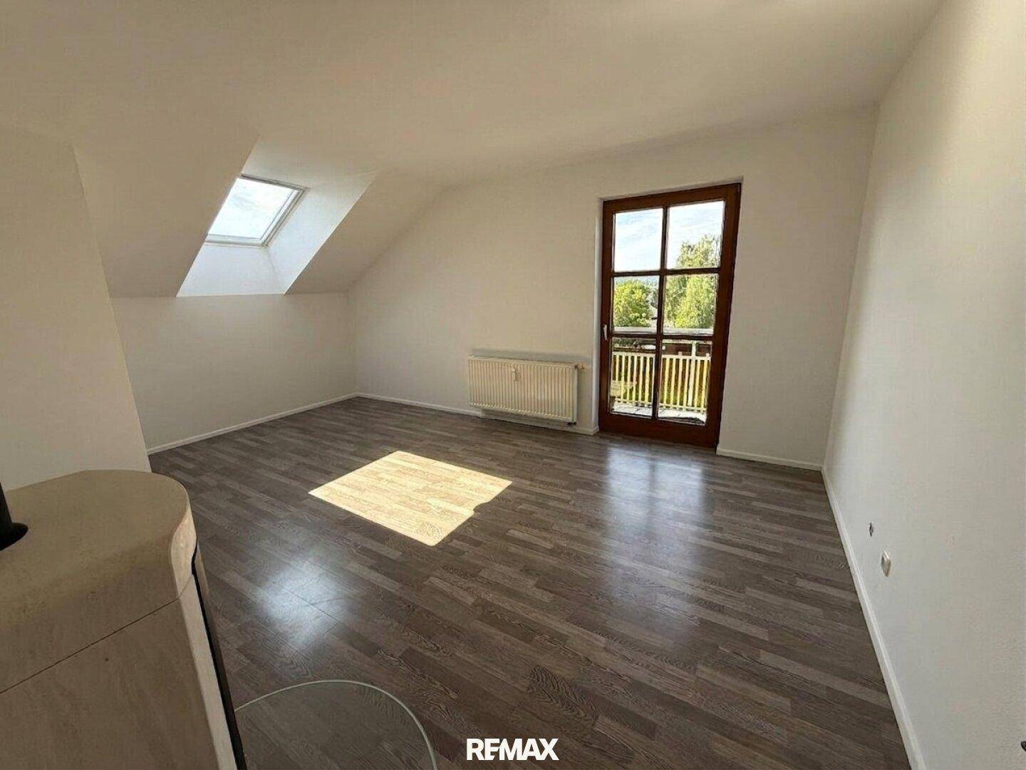 Wohn- Esszimmer 2