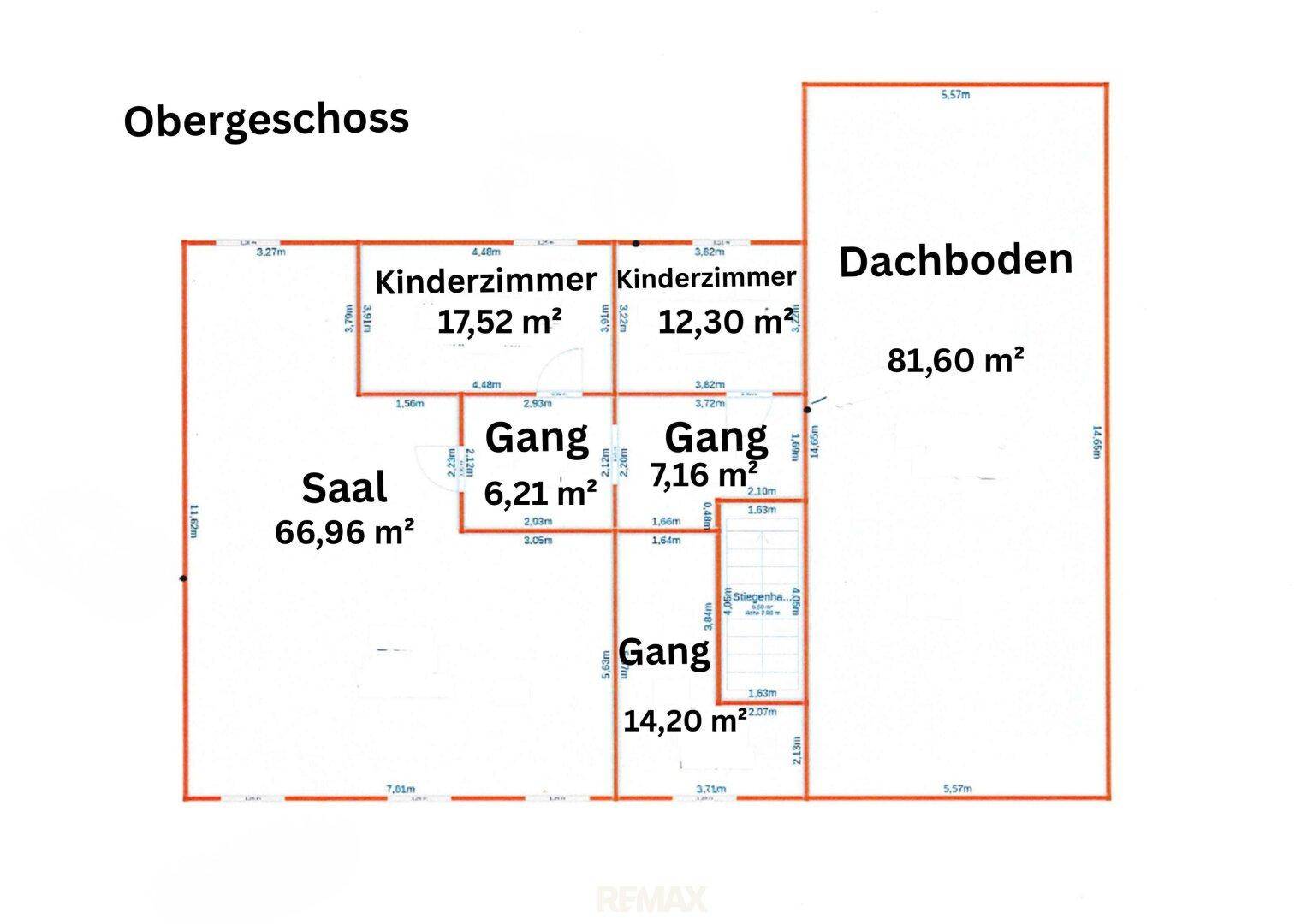 Grundriss des Obergeschosses mit Kinderzimmern, einem großen Saal und Dachbodenfläche.