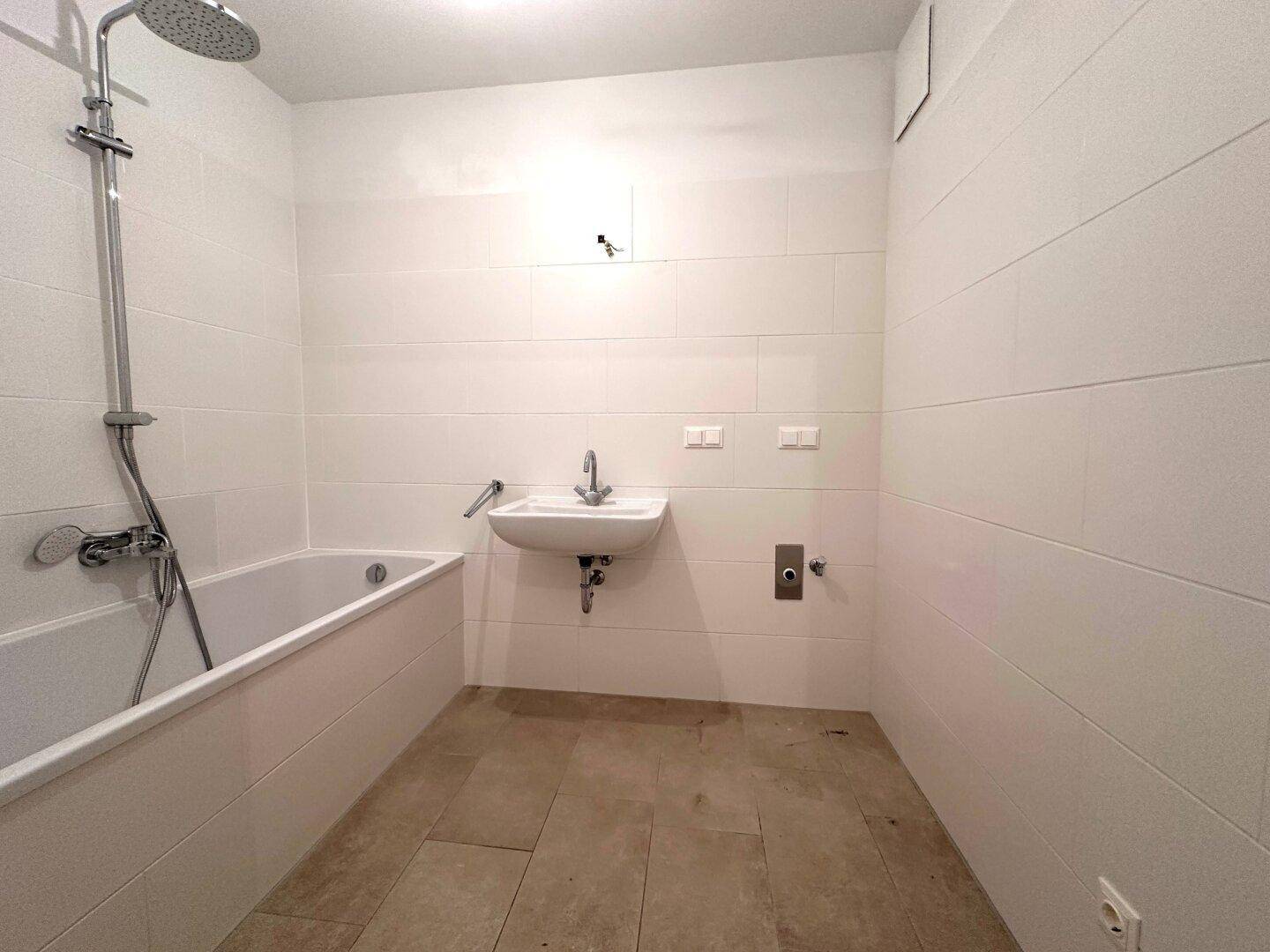Urbanes Wohnen mit Top-Ausstattung: Moderne 3-Zimmer-Wohnung mit Terrasse &amp; Loggia - Ansicht 5
