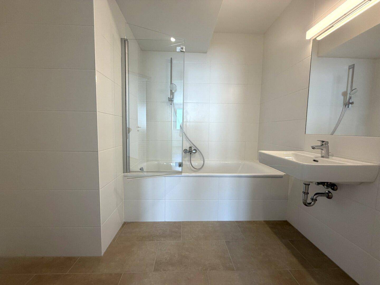 2-Zimmer-Balkon-Wohnung mit Abstellraum in Ruhelage | Nähe U1 Kagraner Platz - Ansicht 4
