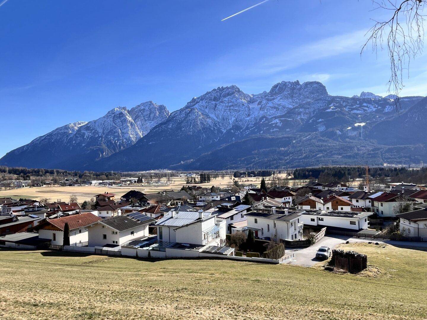 Stribach, Lienzer Talboden mit Dolomiten