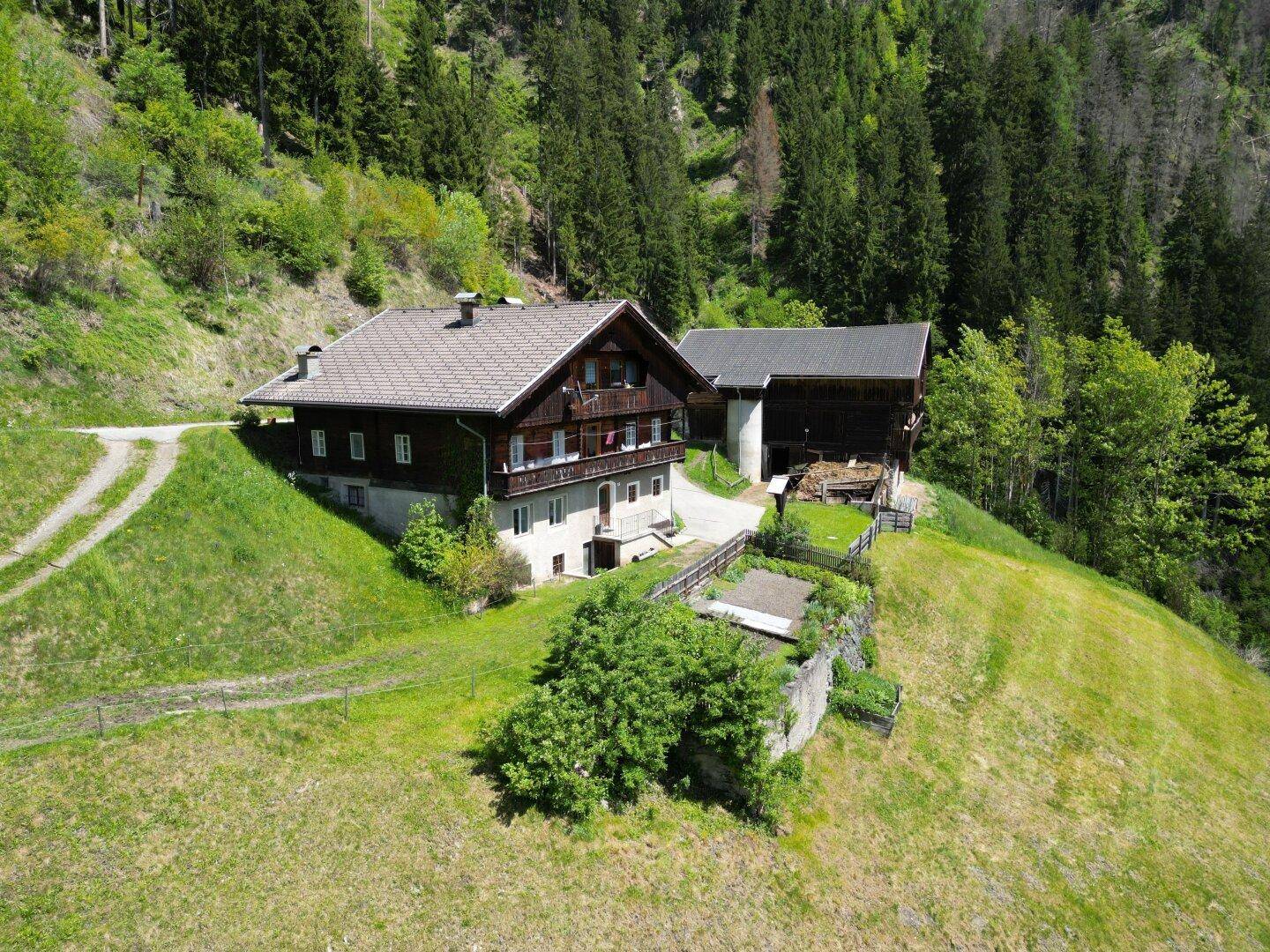 Hofstelle - Außenaufnahme