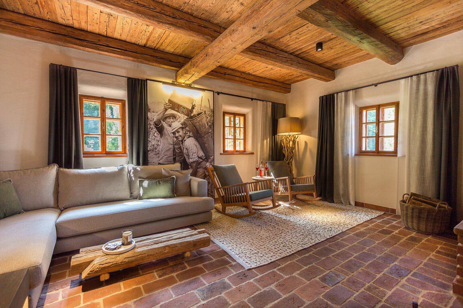 Premium-Chalet in absoluter Alleinlage | Ausgezeichnete Event- &amp; Hochzeitslocation in der Südsteiermark - Więcej