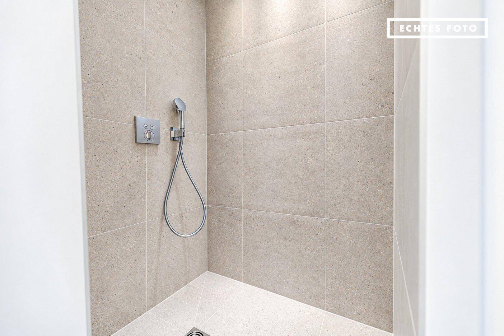 Dusche