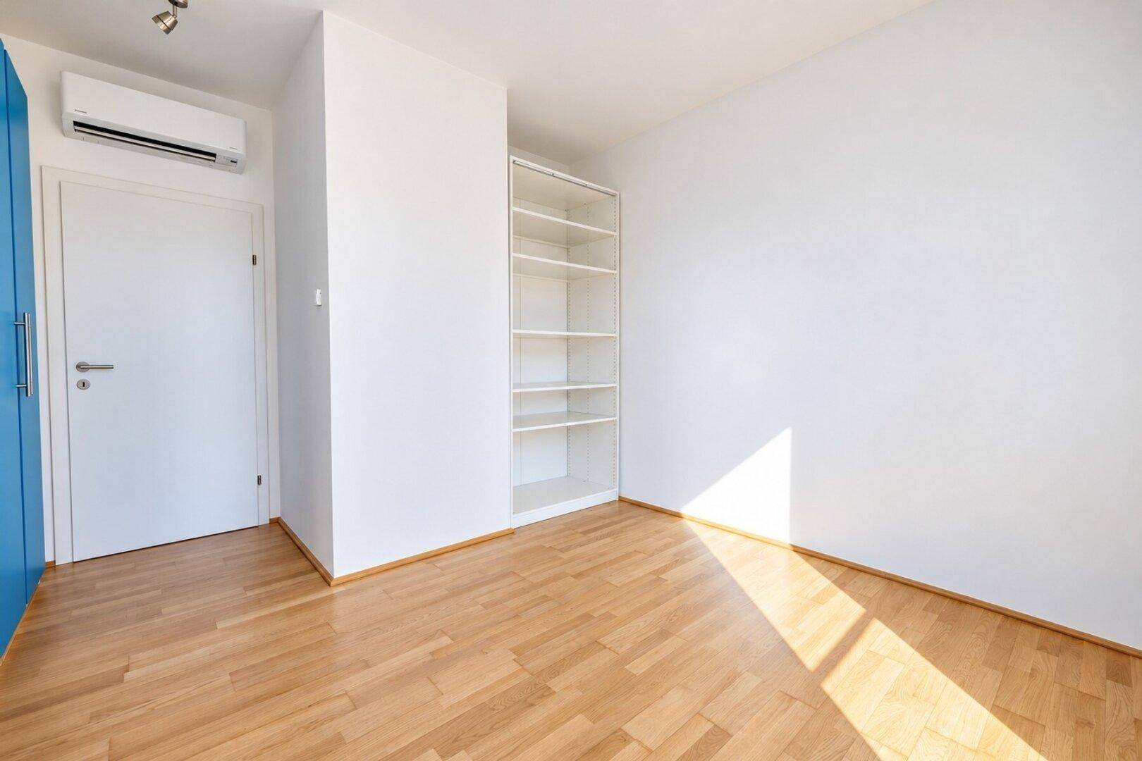 Schlafzimmer 2