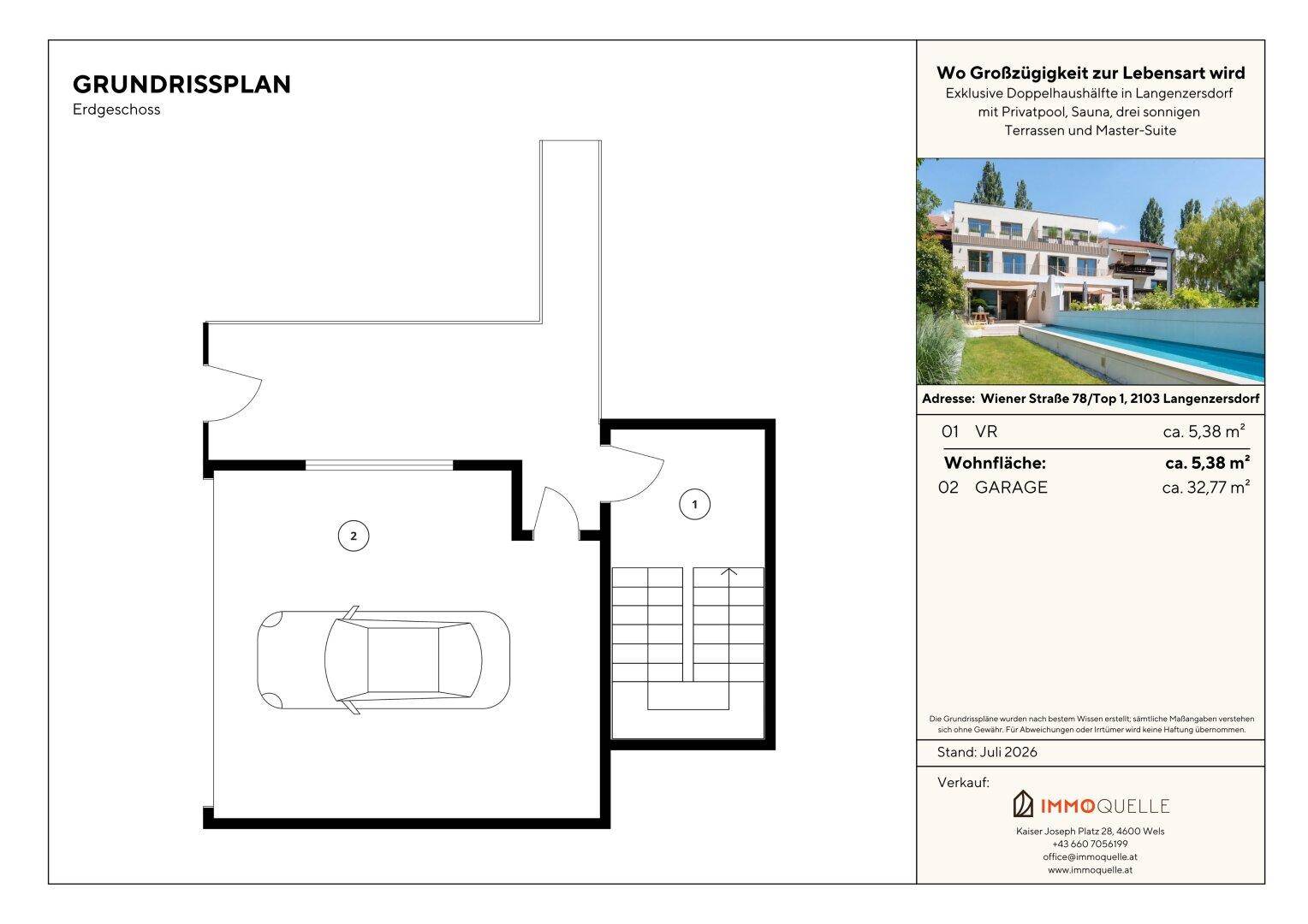 Grundriss des Erdgeschosses mit Garage und Eingangsbereich.