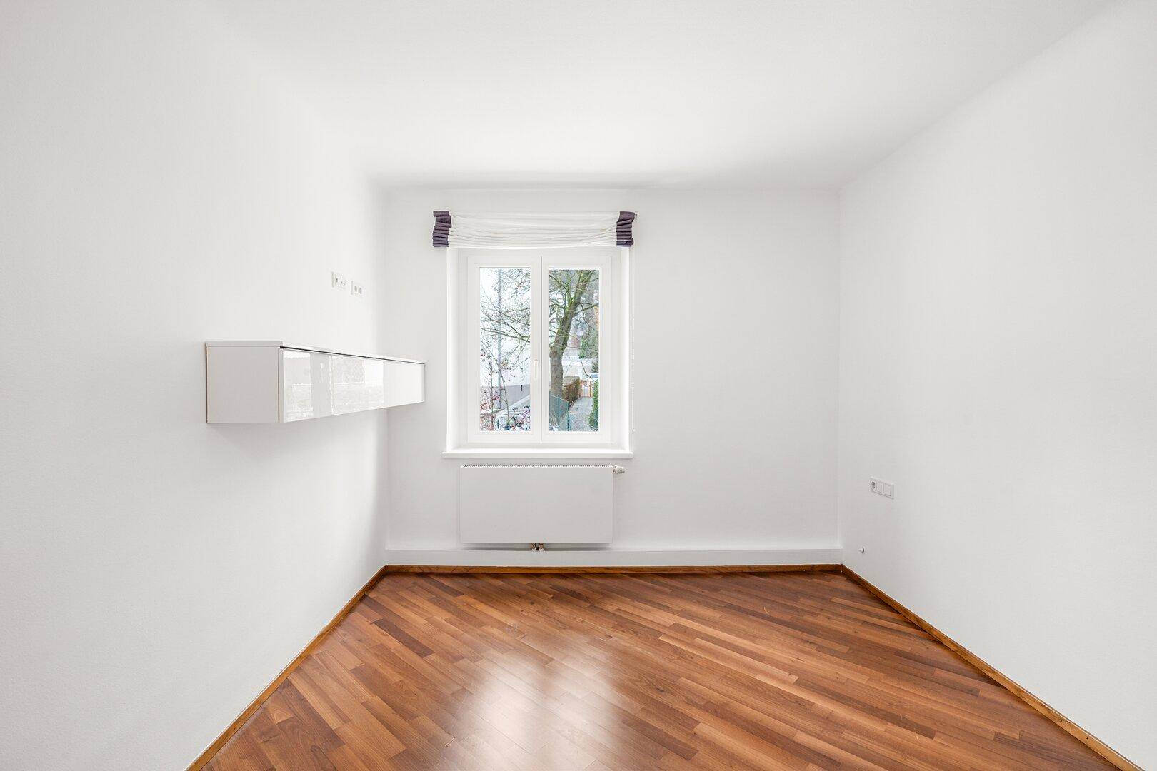 Büro/Kinderzimmer