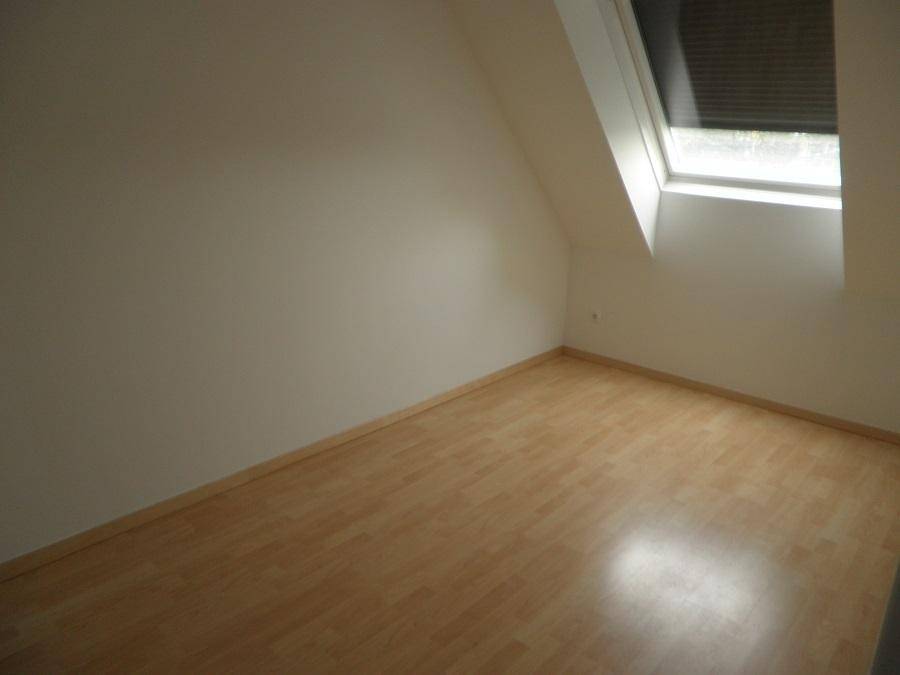 Wunderschöne und möblierte 3 Zimmerwohnung mit Balkon, Top 22 - Ansicht 3