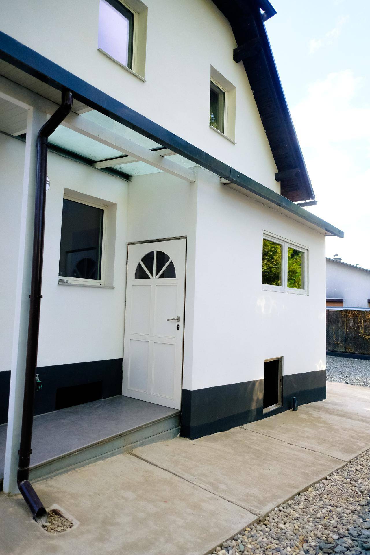 Vollständig generalsaniertes Wohnhaus mit genehmigtem Erweiterungsprojekt - Ansicht 3