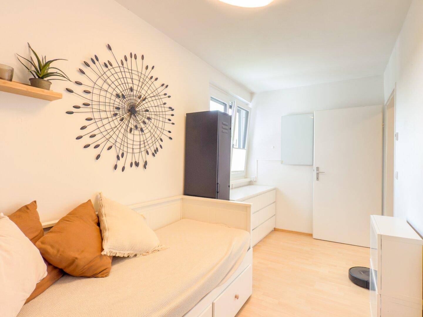 Schlafzimmer 2