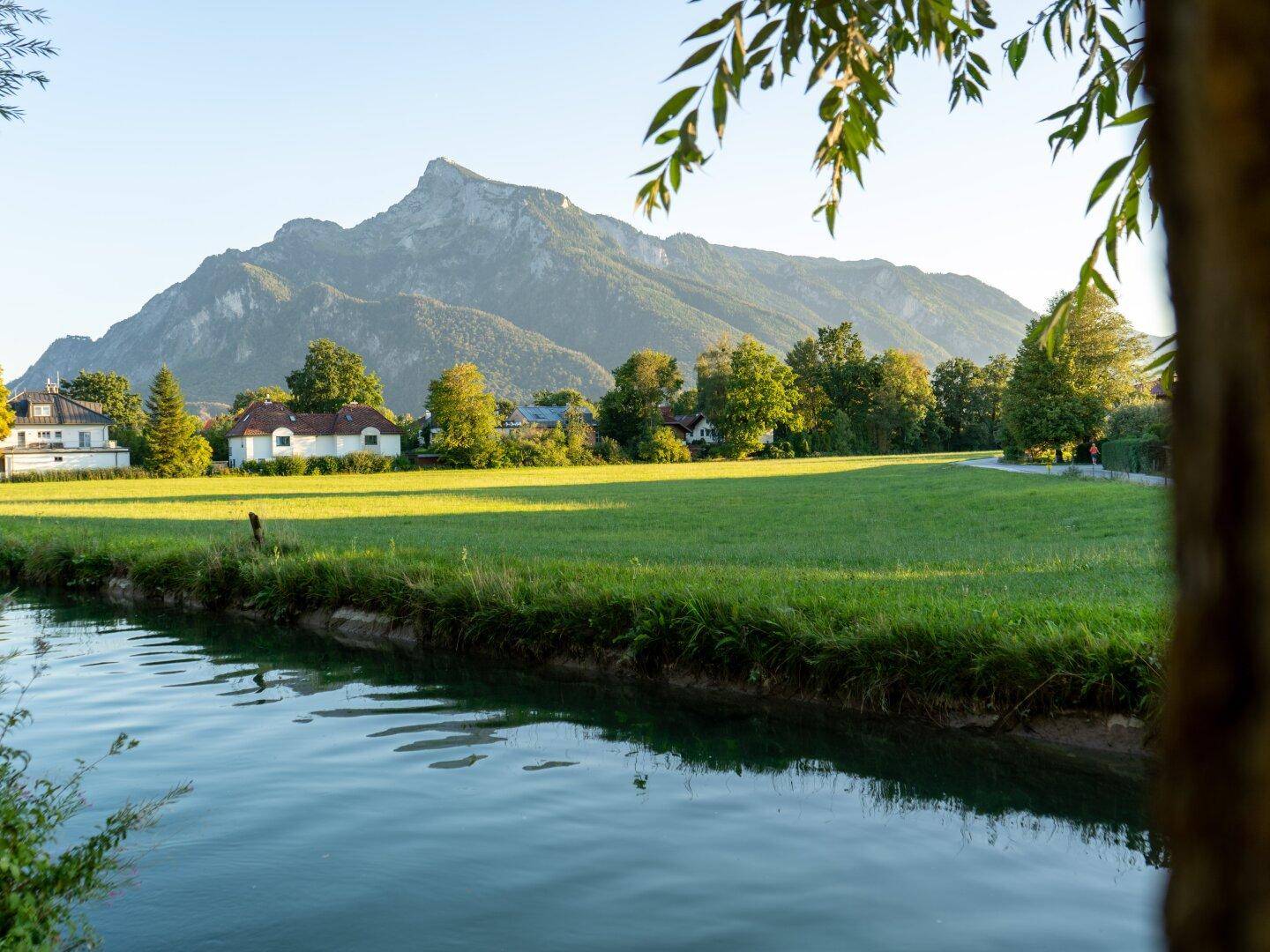 In der Nähe des Almkanals