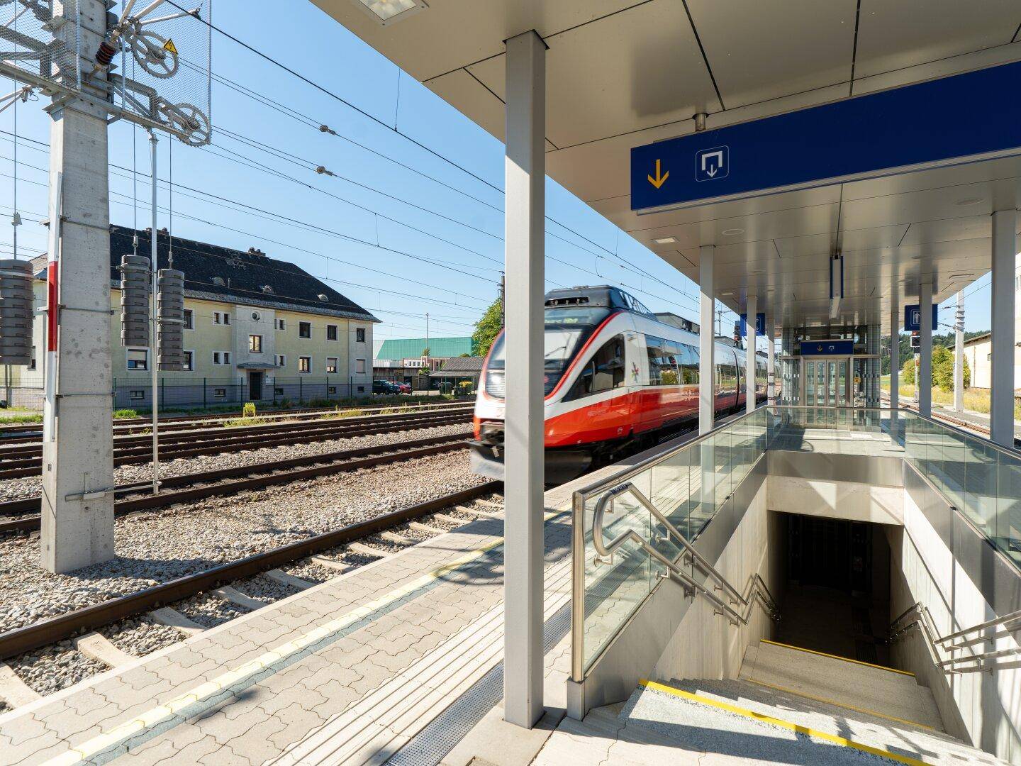 Bahnhof Straßwalchen – gute öffentliche Anbindung