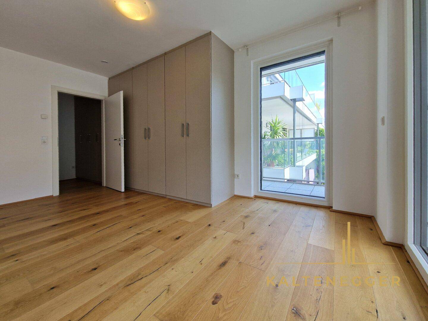 OG: 1. Zimmer
