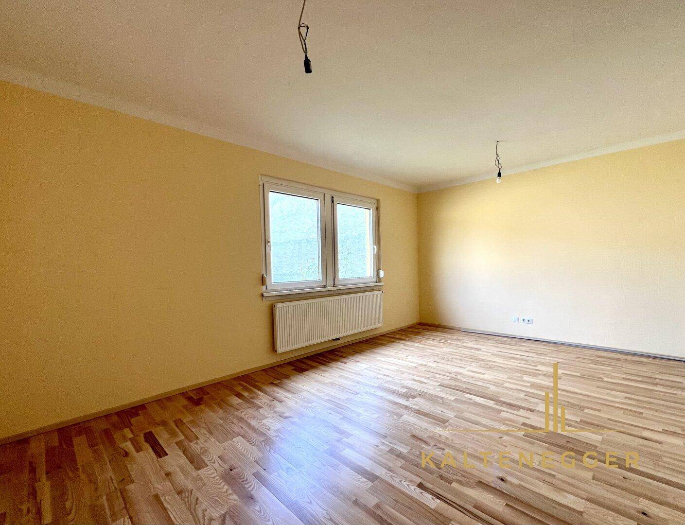 Zimmer hinteres Gebäude