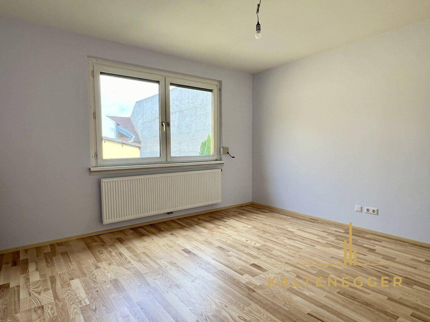 Zimmer hinteres Gebäude