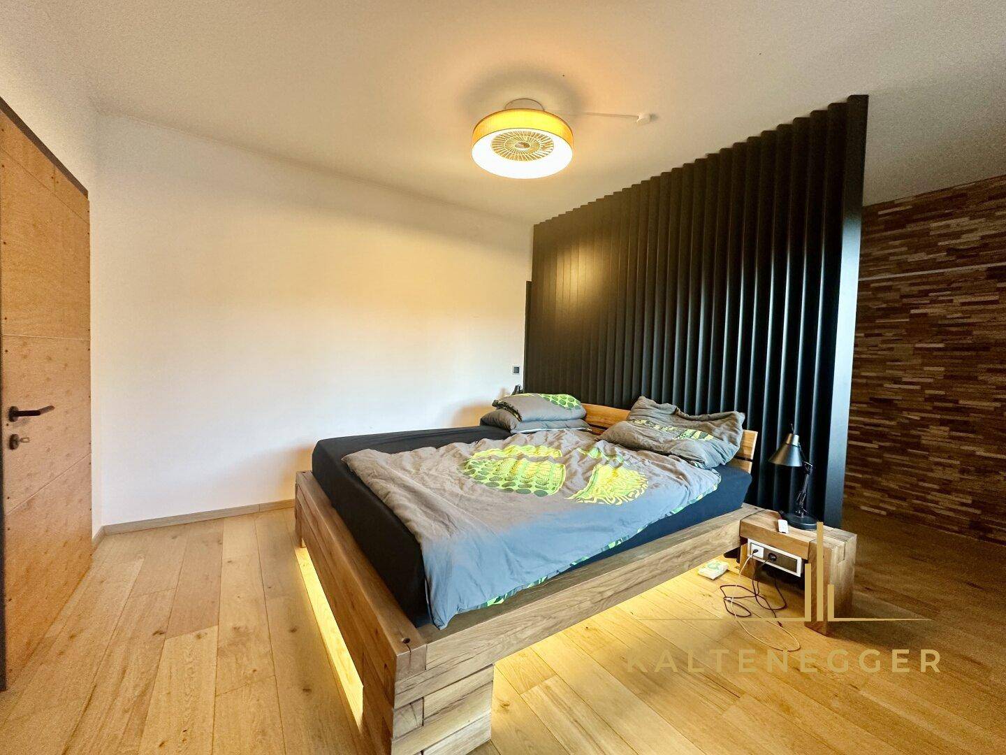 Traumhaftes Mehrfamilienhaus in Edlitz: 5 Zimmer und Pool - Mehr