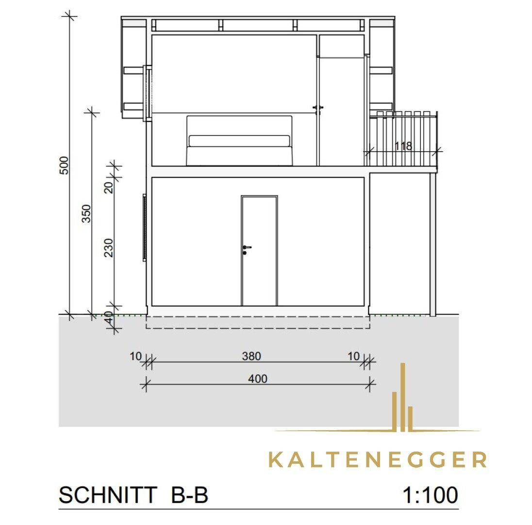 Schnitt B-B des Hauses zeigt die Raumaufteilung und den Balkon.