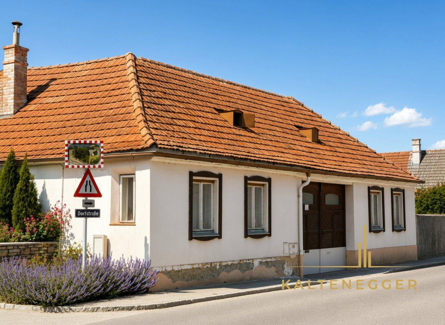 Einfamilienhaus mit Innenhof, Nebengebäuden und Entwicklungspotenzial in Wilfersdorf – pohled 2