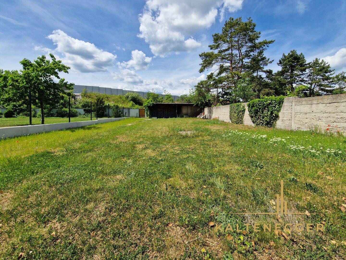 Im wunderschönen Kottingbrunn: Sanierungsbedürftiges Haus auf 706 m² Grundstück - Ansicht 3