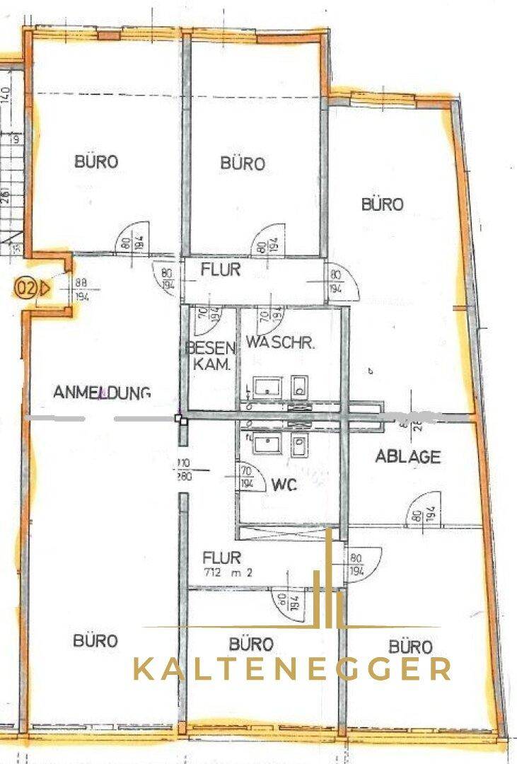Grundrissplan einer Büroetage mit mehreren Büros, Fluren, Toiletten und Nebenräumen.