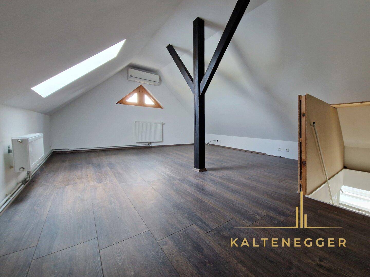 DG: Galerie ca. 35,86 m²