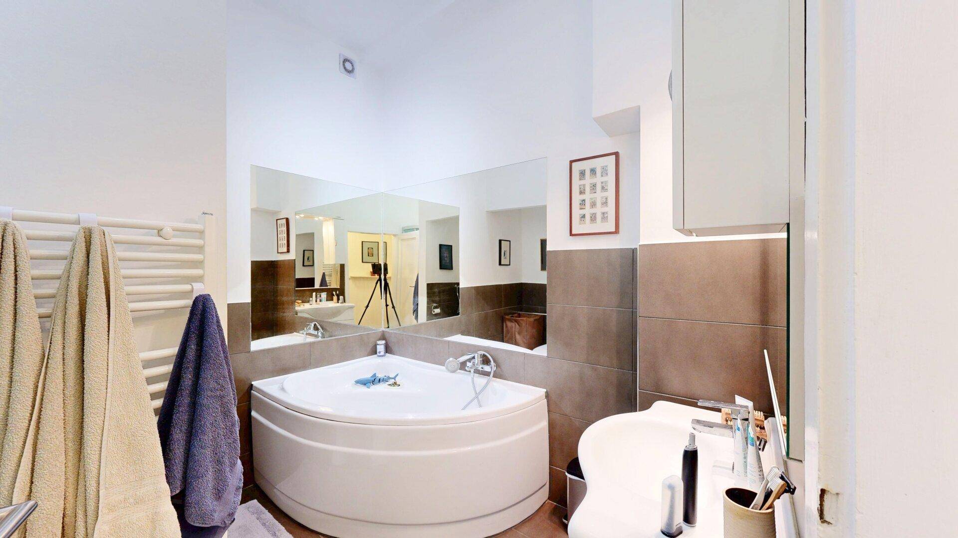 Badezimmer 1