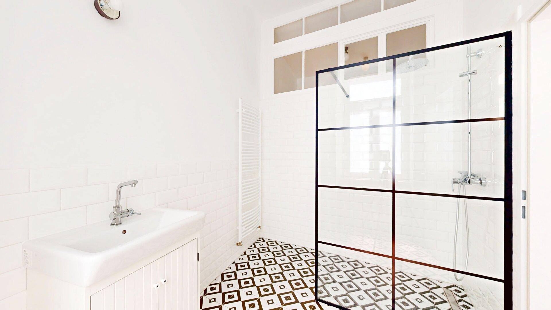 Badezimmer 1