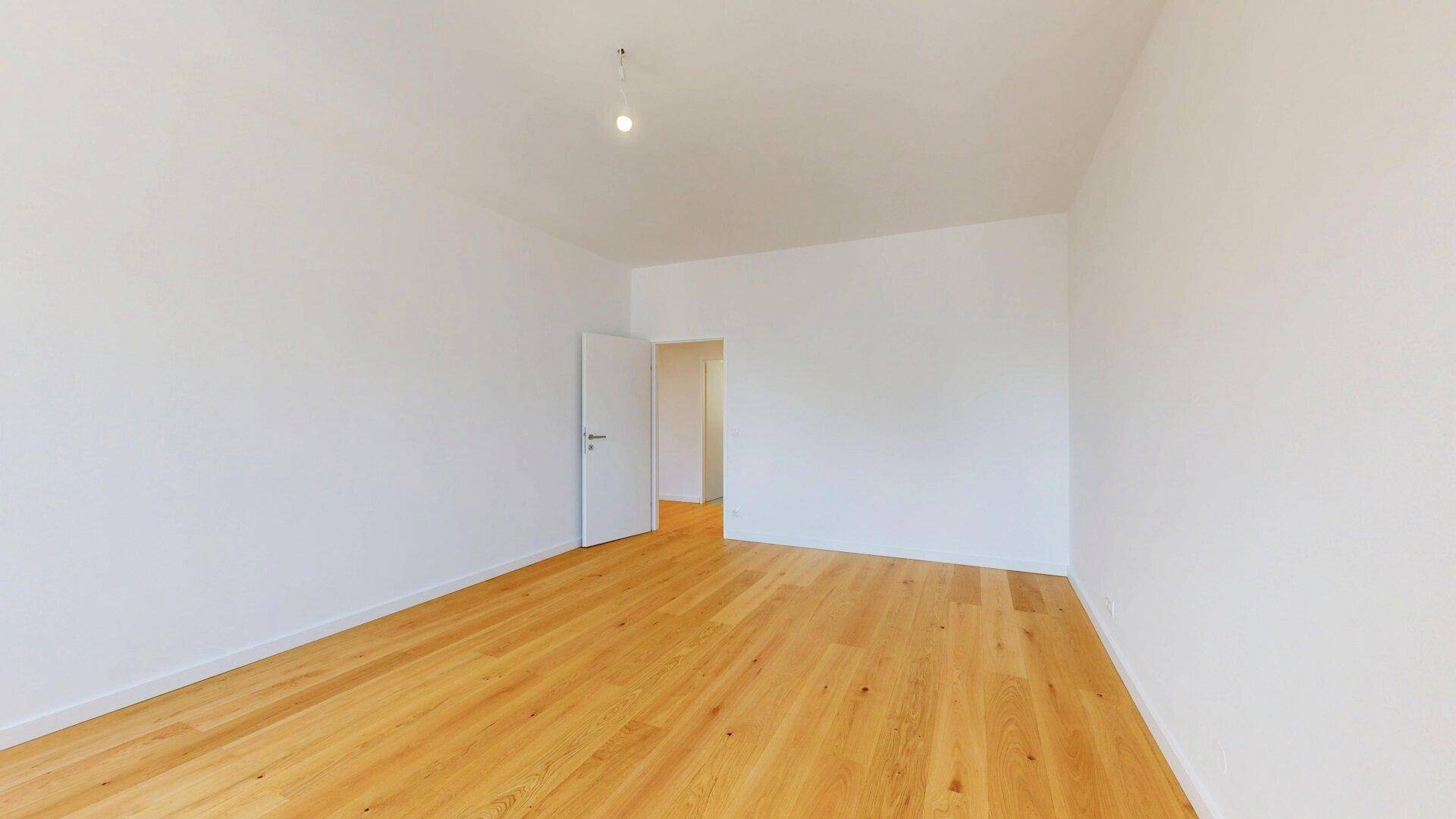 ERSTBEZUG nach Sanierung | 4-Zimmer | Nähe Stadtpark | sehr gute Infrastruktur | Lift | sensationelle Lage "Wien Mitte" - More