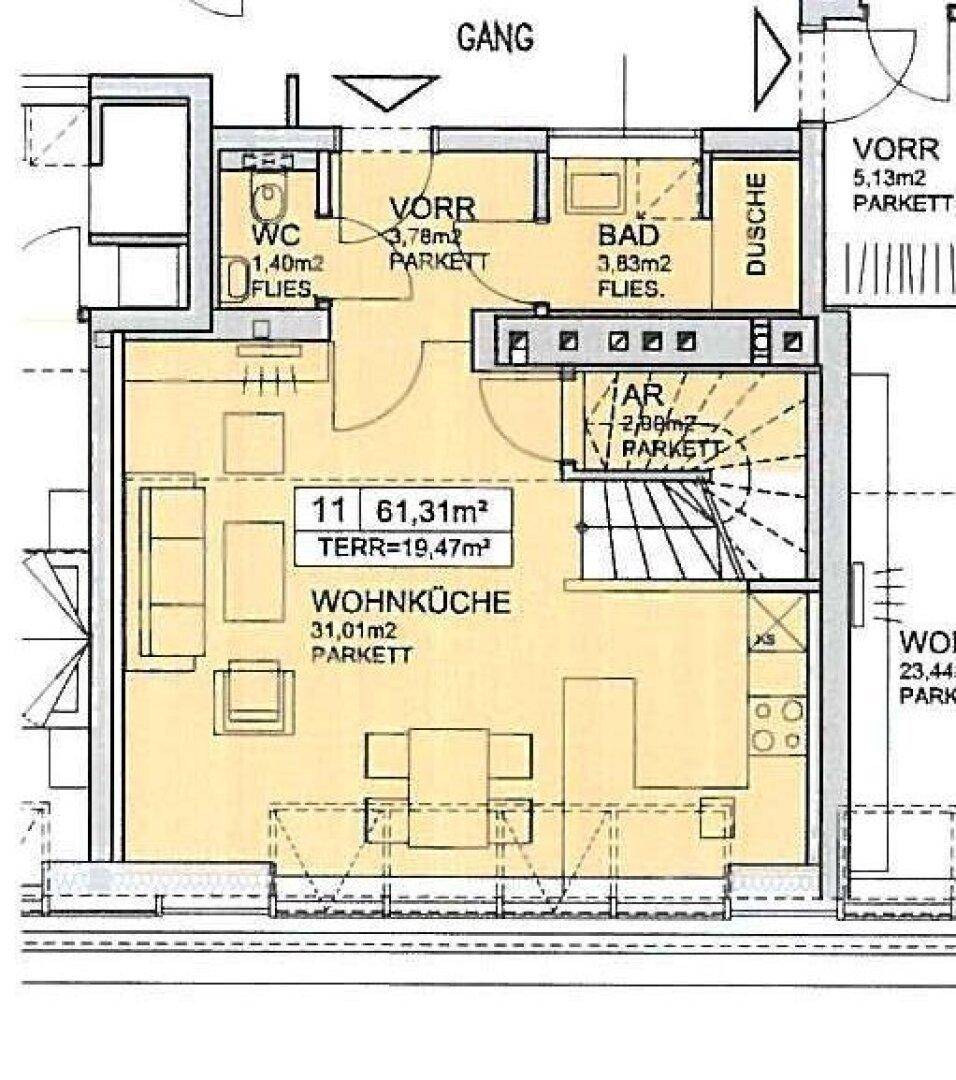 Grundriss des unteren Geschosses mit Wohnküche, Bad, WC und Terrasse.