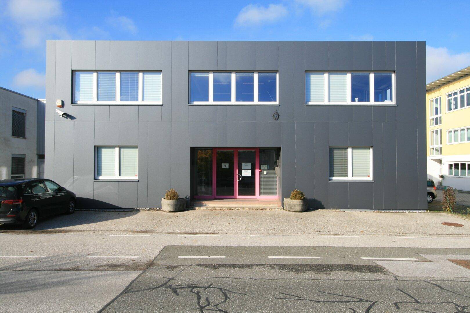 Repräsentative Betriebsliegenschaft in Wals-Siezenheim - Ansicht 2