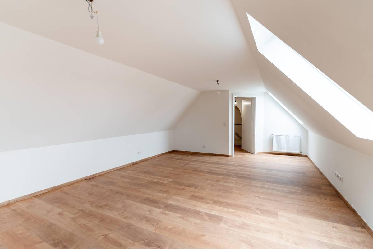 GARTENWOHNUNG IN GRALLA ZU VERKAUFEN! 120 m² Wohnfläche! – pohled 4